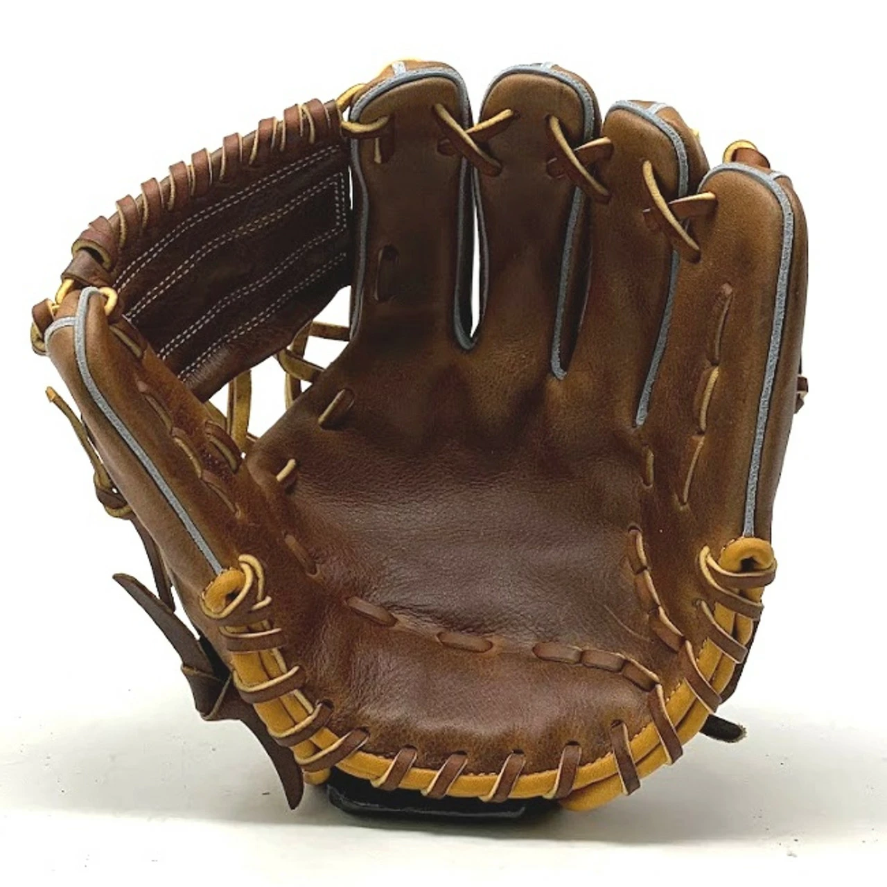 Classic Baseball Glove 11.25 Inch One Piece Oil Chestnut Right Hand Throw 3 Classic Baseball Glove 11.25 Inch One Piece Oil Chestnut Right Hand Throw - Image 3