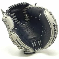 Akadema Torino APM42 Catchers Mitt 32.5 Right Hand Throw -Baseball Gloves Sales Store IMG 6533 53680.1663380925