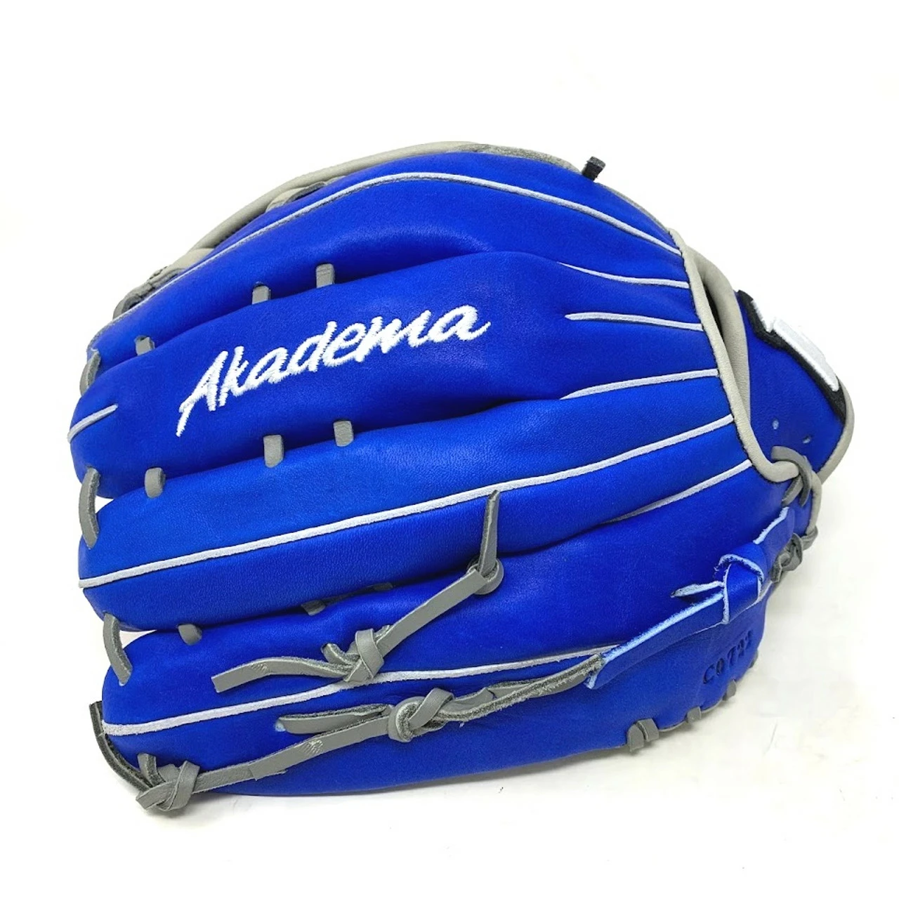 Akadema Precision ARZ136 Baseball Glove 13 Right Hand Throw 5 Akadema Precision ARZ136 Baseball Glove 13 Right Hand Throw - Image 5